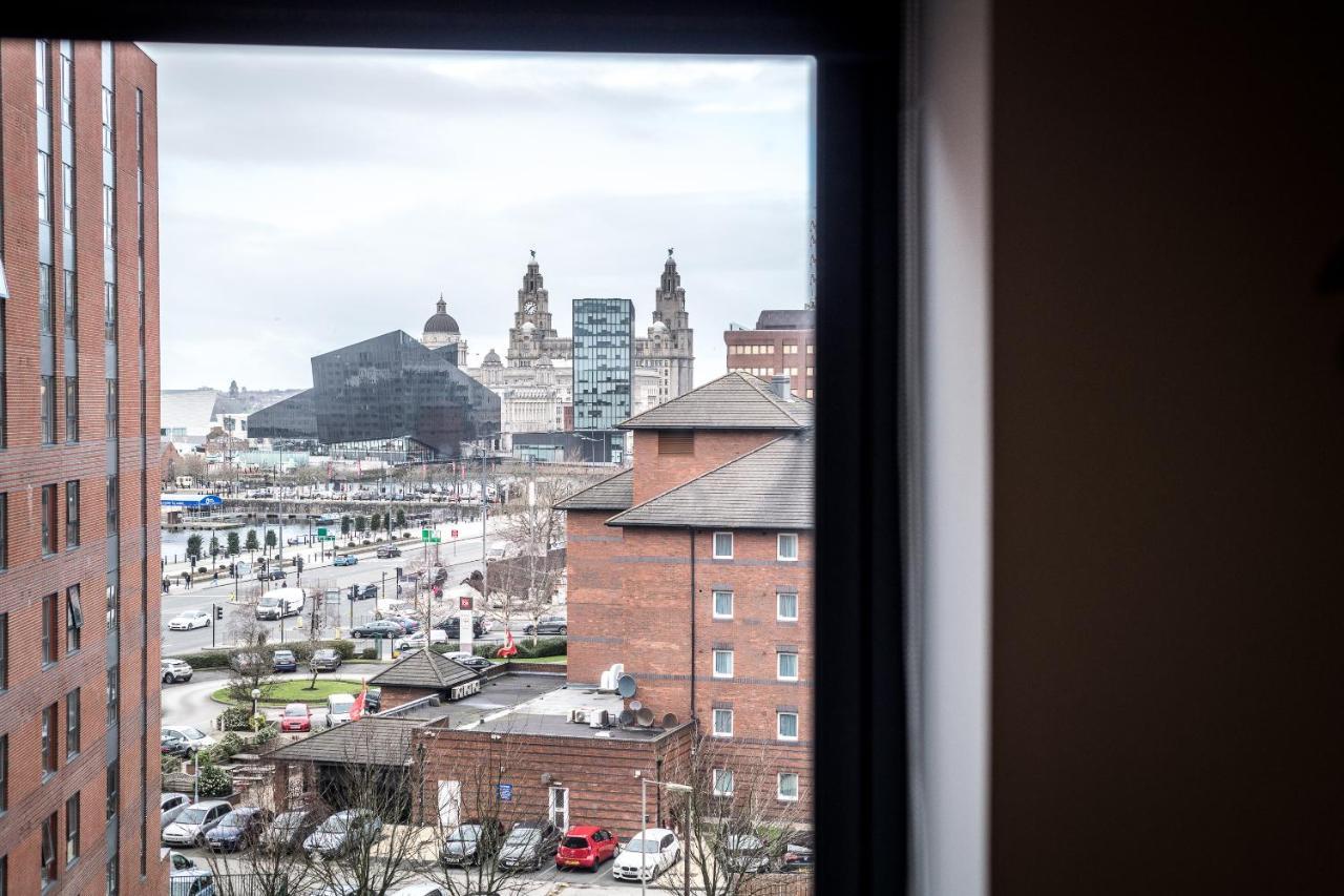 Host - Contemporary 3 Bed Apt With Balcony - Perfect For Long Stays Liverpool